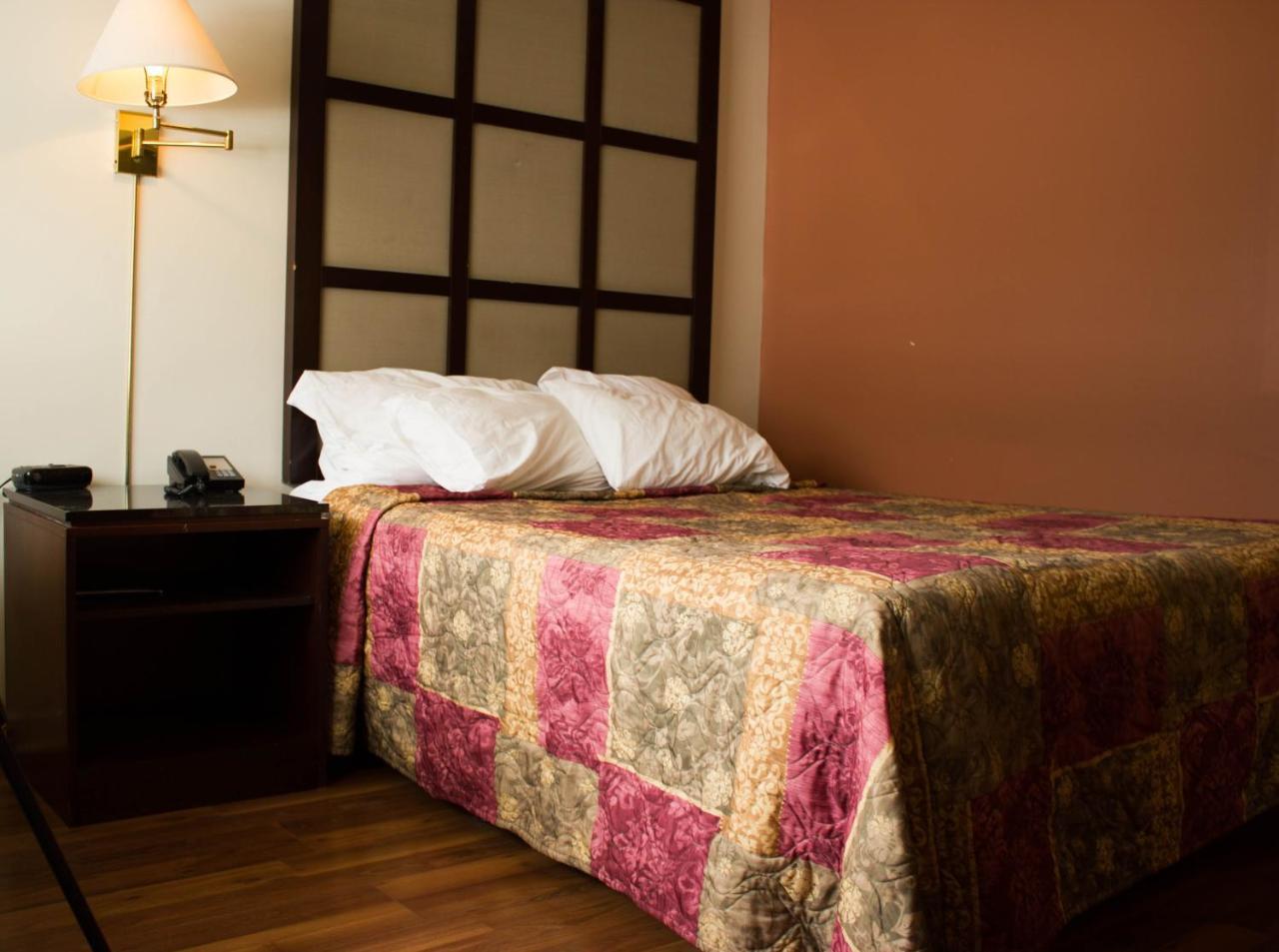 Motel La Siesta Saint-Lambert-Chambly Esterno foto